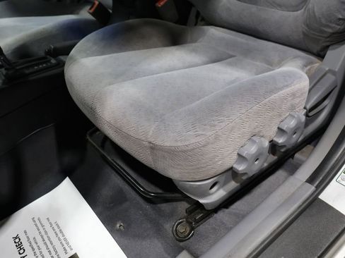 Used 2004 Hyundai Elantra GT image 12