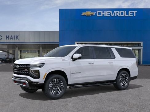 New 2026 Chevrolet Suburban Z71 w/ Comfort Package AWD/4WD image 2