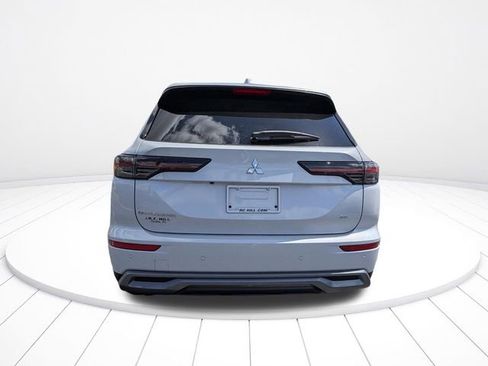 New 2026 Mitsubishi Outlander SE FWD image 4