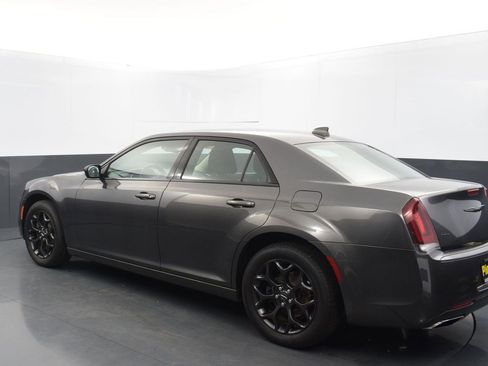 Used 2021 Chrysler 300 Touring w/ Sport Appearance Package image 2