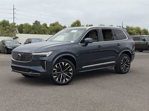 New 2026 Volvo XC90 B6 Plus w/ Protection Package Premier AWD/4WD image 2
