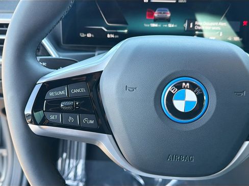 Used 2025 BMW i4 xDrive40i w/ M Sport Package image 36