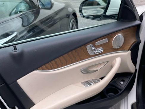 Used 2021 Mercedes-Benz E 350 Sedan image 10