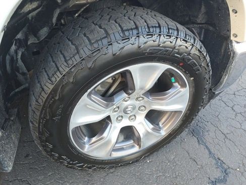 Used 2021 RAM 1500 Laramie image 30