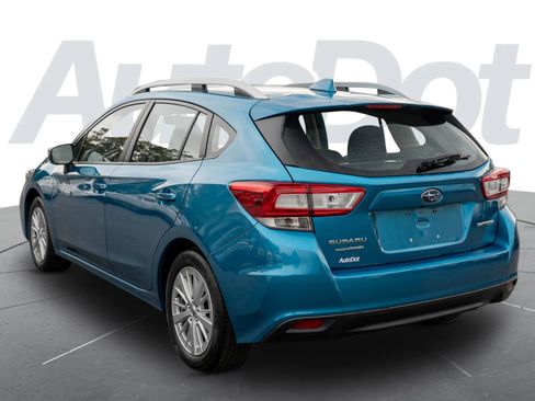 Used 2018 Subaru Impreza 2.0i Premium image 2