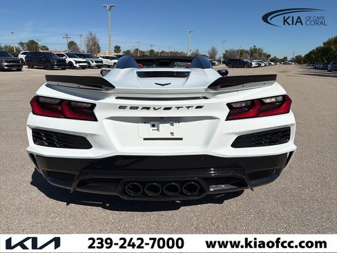 Used 2025 Chevrolet Corvette Z06 w/ Battery Protection Package image 7