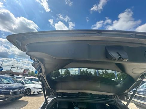 Used 2023 Jeep Compass Latitude w/ Sun and Sound Group AWD/4WD image 28