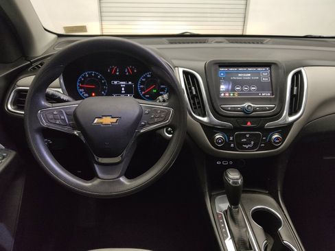 Used 2019 Chevrolet Equinox LS FWD image 22