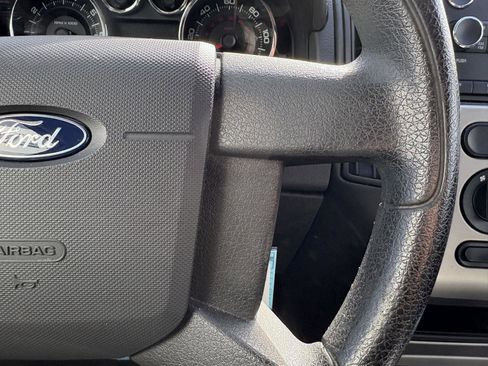 Used 2010 Ford Edge SE image 10