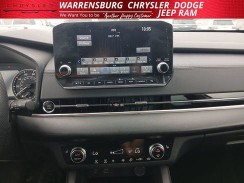 Used 2023 Mitsubishi Outlander SE AWD/4WD image 22