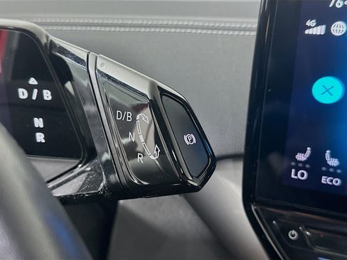 Used 2023 Volkswagen ID.4 S RWD image 24
