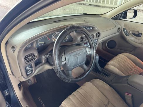 Used 1997 Pontiac Grand Prix GT w/ Opt Pkg FWD image 12