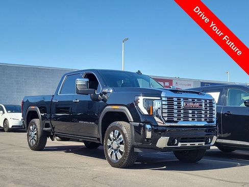 Used 2025 GMC Sierra 2500 Denali w/ Technology Package AWD/4WD image 39