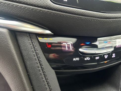 Certified 2024 Cadillac XT5 Premium Luxury image 30