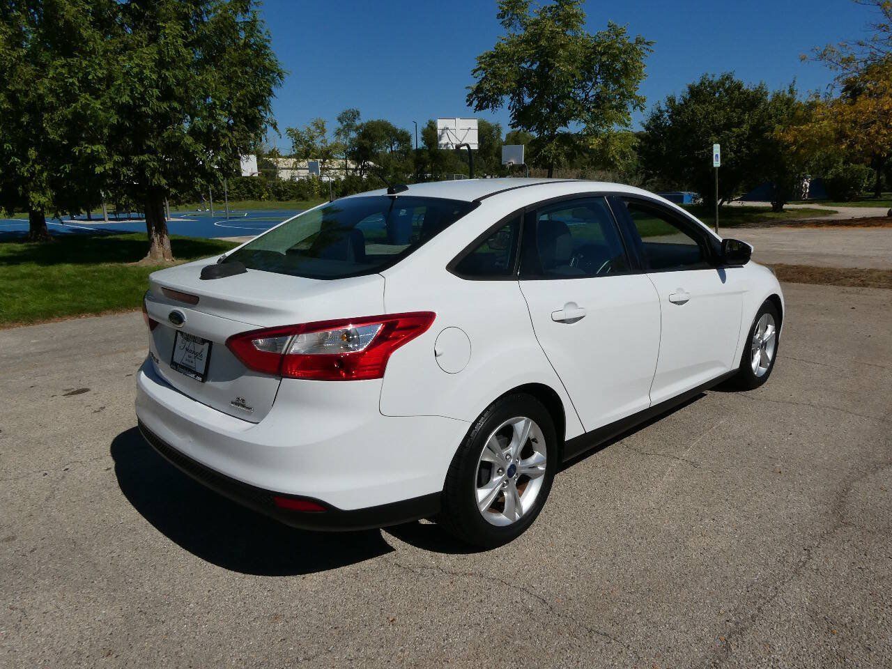 Used 2014 Ford Focus SE FWD image 5