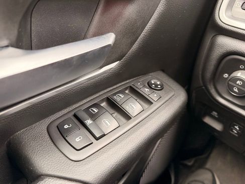 Used 2021 RAM 1500 Big Horn image 23