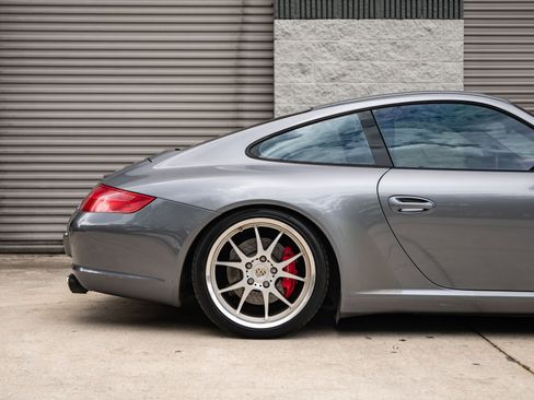 Used 2006 Porsche 911 Carrera S RWD image 18