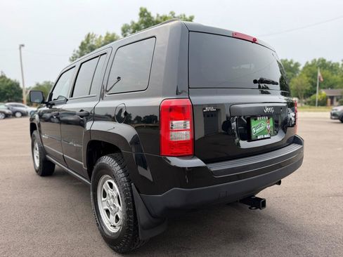 Used 2016 Jeep Patriot Sport FWD image 12