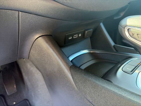 Used 2025 Chevrolet Malibu LT FWD image 31