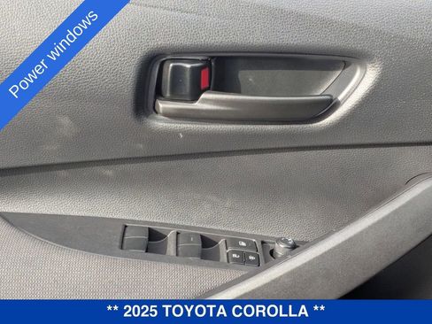 Used 2025 Toyota Corolla LE image 14