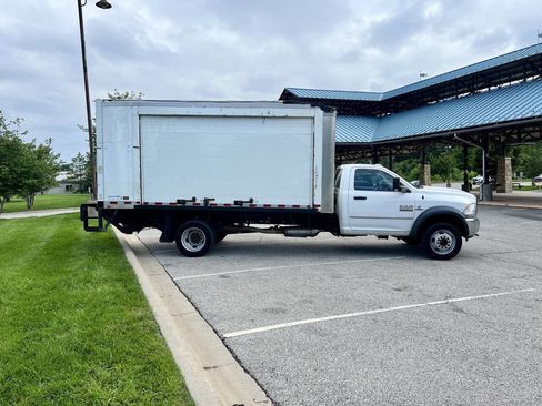 Used 2014 RAM 5500 Tradesman w/ Power & Remote Entry Group image 20