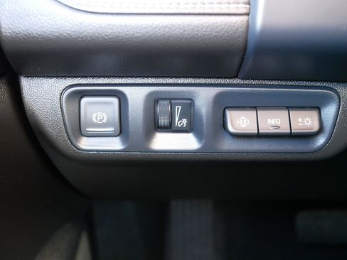 Certified 2023 GMC Acadia SLT w/ Elevation Edition image 26