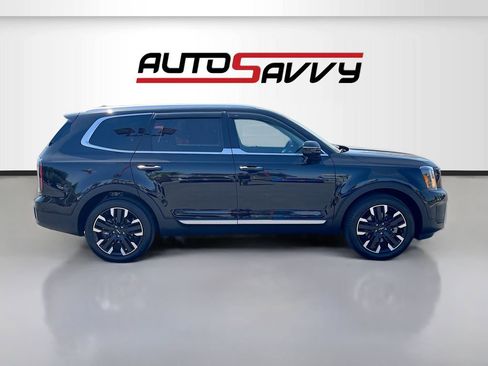 Used 2024 Kia Telluride SX w/ Towing Package image 8
