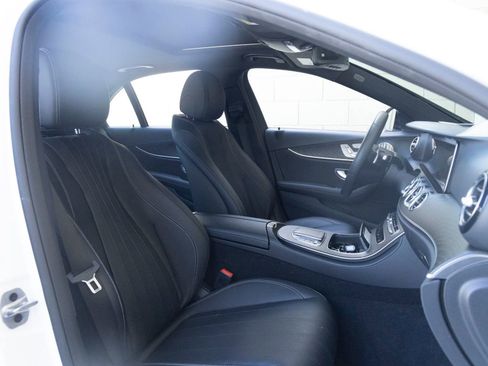 Used 2022 Mercedes-Benz E 350 Sedan image 26