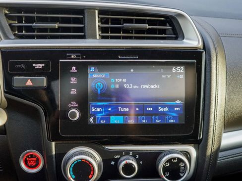 Used 2018 Honda Fit EX-L image 17