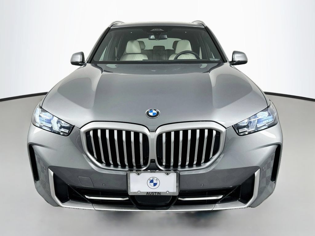 Used 2024 BMW X5 xDrive40i w/ Premium Package AWD/4WD image 2