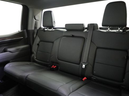 Used 2024 GMC Sierra 1500 SLT w/ SLT Premium Package AWD/4WD image 11