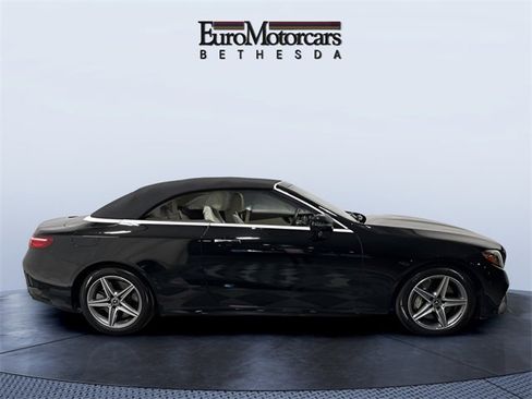 Used 2018 Mercedes-Benz E 400 4MATIC Cabriolet image 7