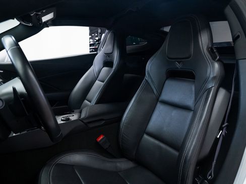 Used 2017 Chevrolet Corvette Grand Sport w/ Z07 Performance Package image 17