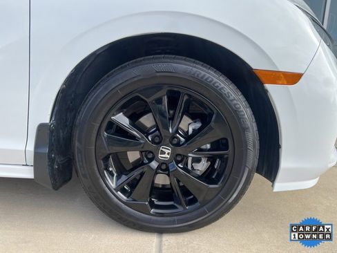 Certified 2023 Honda Odyssey Sport image 4