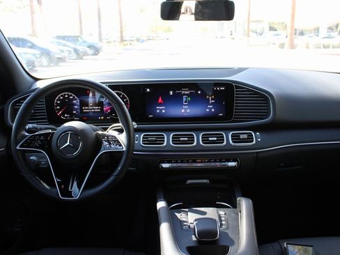 Used 2025 Mercedes-Benz GLE 350 4MATIC image 16