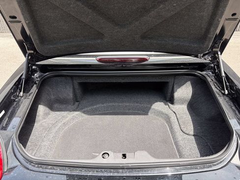 Used 2002 Ford Thunderbird RWD image 17