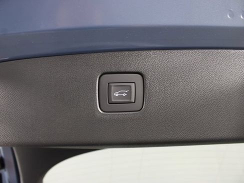 New 2026 Buick Envista Sport Touring w/ Convenience I Package FWD image 18