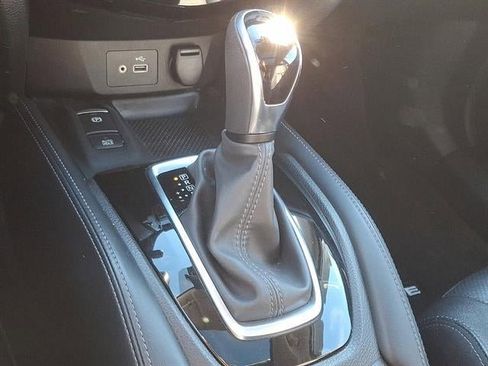 Used 2020 Nissan Rogue SL w/ Premium Package image 15