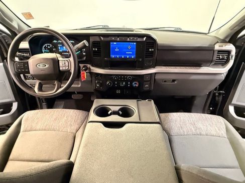 Used 2024 Ford F250 XLT w/ FX4 Off-Road Package image 17