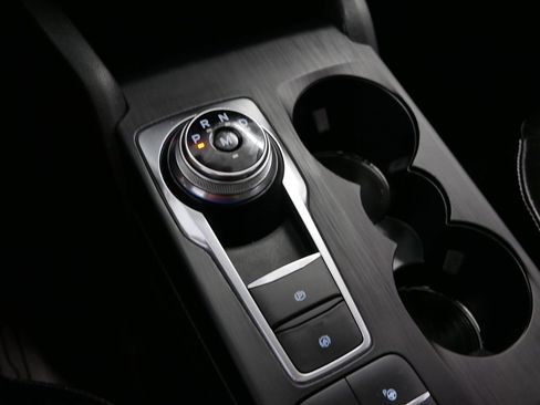 Used 2020 Ford Escape Titanium image 41