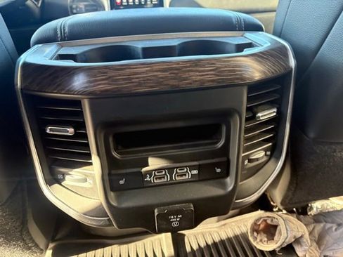 Certified 2020 RAM 2500 Laramie image 31