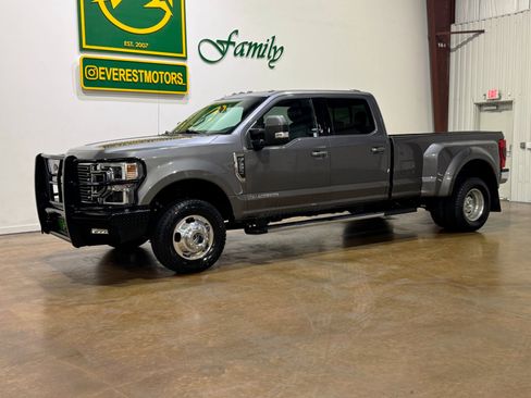 Used 2021 Ford F350 Lariat w/ Lariat Ultimate Package image 3
