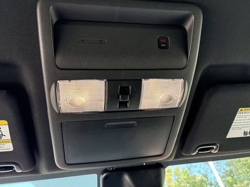 Used 2025 Nissan Frontier PRO-4X w/ Interior Protection Package AWD/4WD image 31
