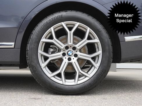 Used 2020 BMW X7 xDrive40i w/ Premium Package AWD/4WD image 36