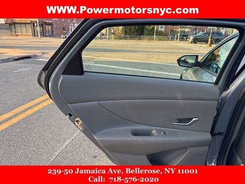 Used 2021 Hyundai Elantra SEL w/ Cargo Package image 22