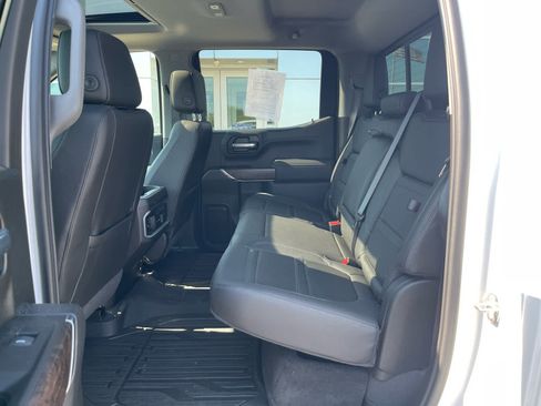 Used 2019 GMC Sierra 1500 Denali w/ Technology Package AWD/4WD image 9