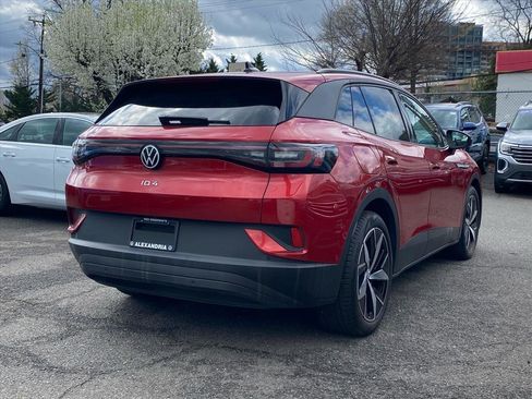 Used 2023 Volkswagen ID.4 Pro S image 2