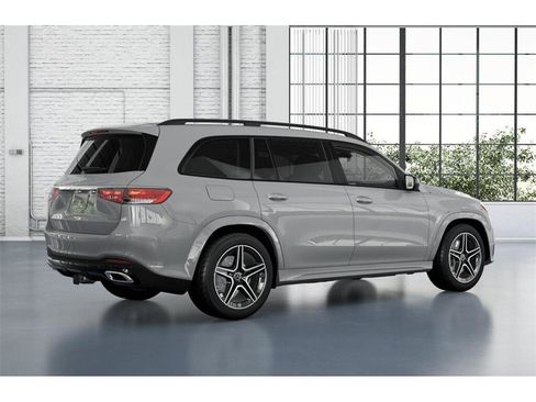 New 2026 Mercedes-Benz GLS 450 4MATIC image 19