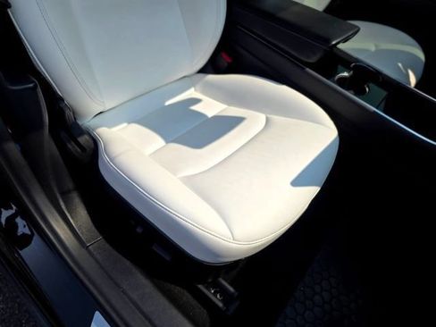 Used 2019 Tesla Model 3 RWD image 35