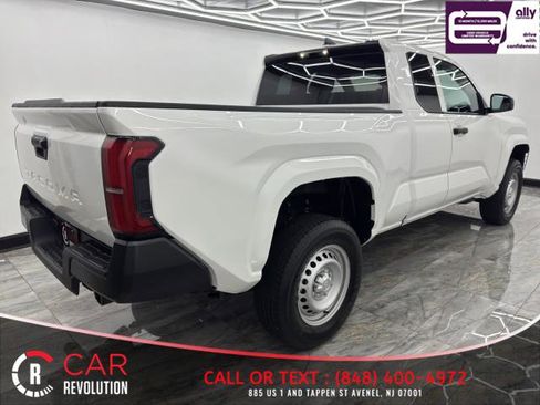 Used 2024 Toyota Tacoma SR image 7